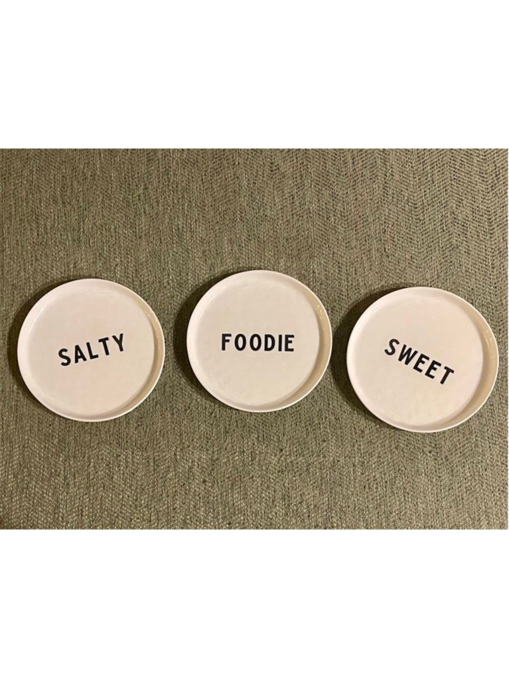 Santa Barbara Design Studio Porcelain Appetizer Plates, NWOT
